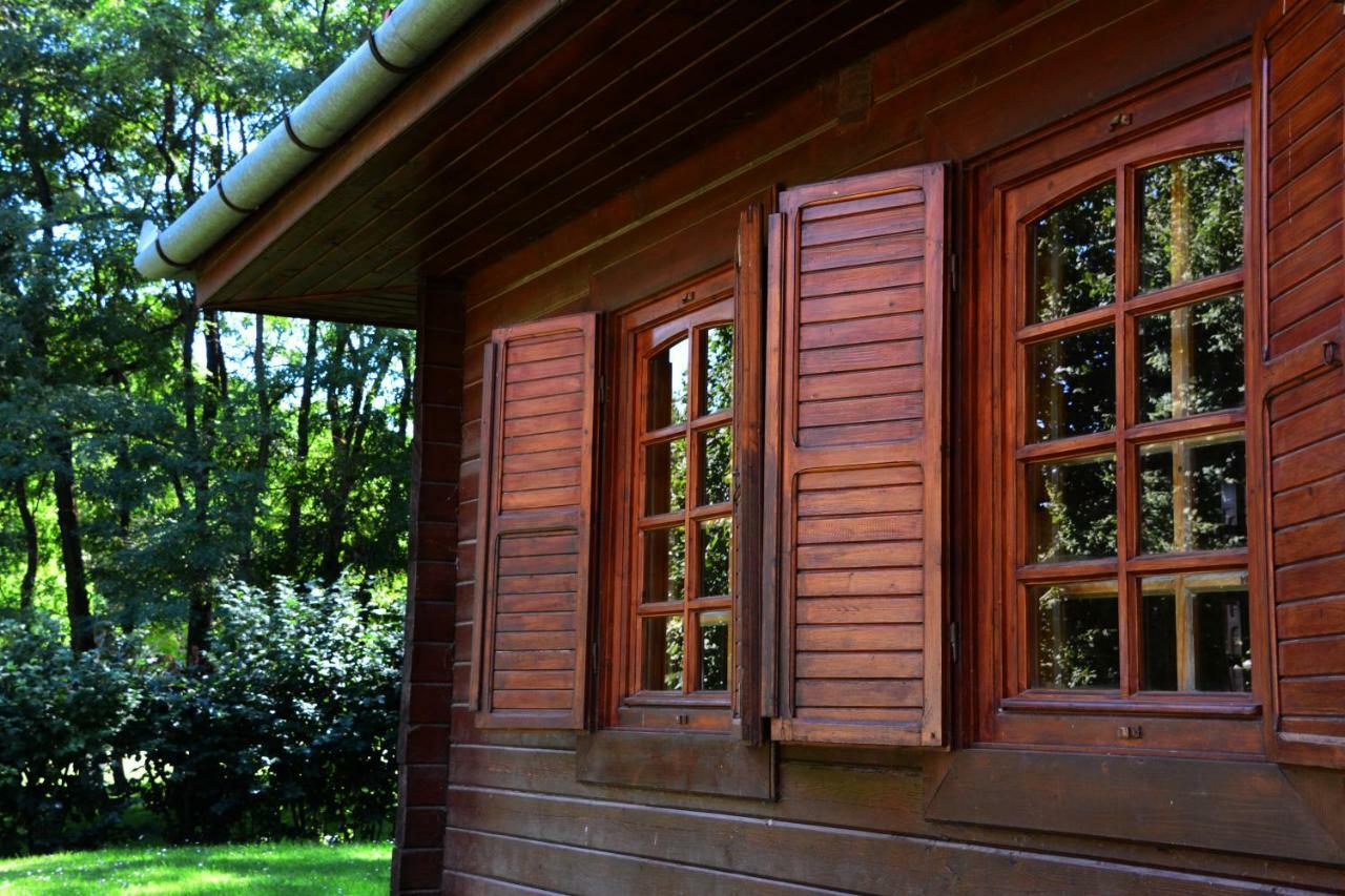 Sipito Pihenopark Otel Pilis Dış mekan fotoğraf