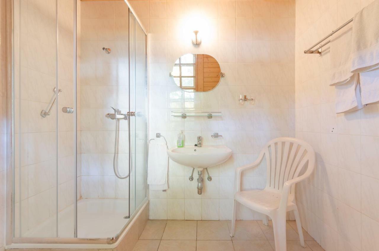 Sipito Pihenopark Otel Pilis Dış mekan fotoğraf
